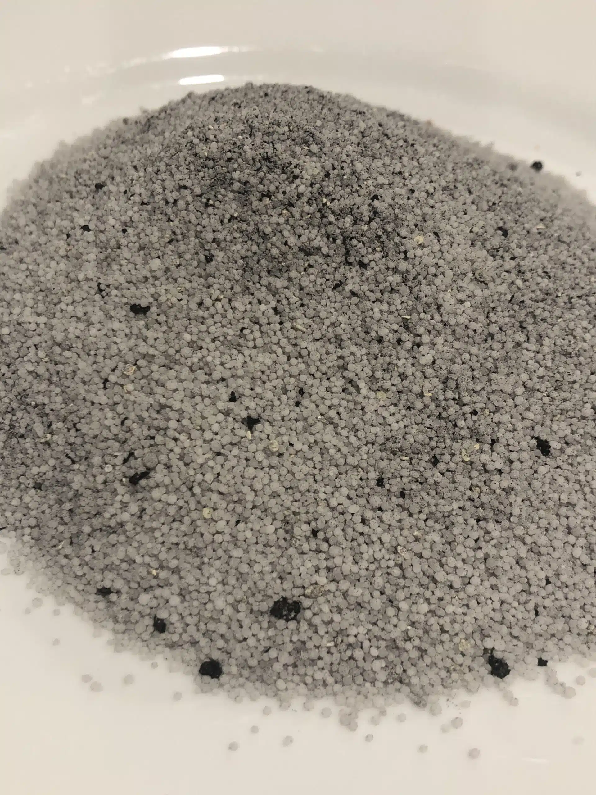 Kelp4Less Greens Heavy Hitter 34-0-6 water-soluble fertilizer