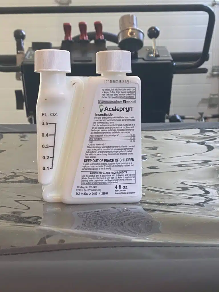 Acelepryn_Insecticide_Lawn_Phix